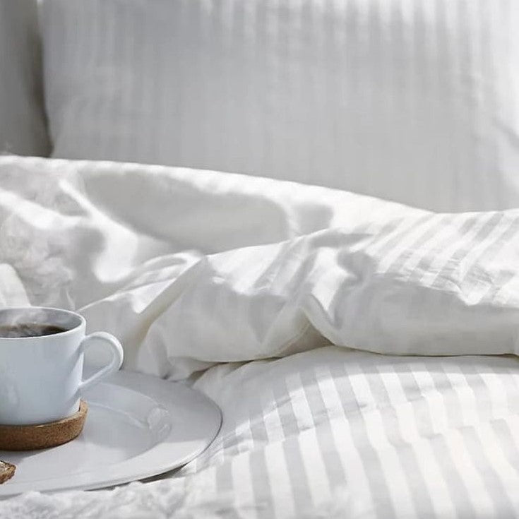 Parure Copripiumino Rasatello Rigato Bianco