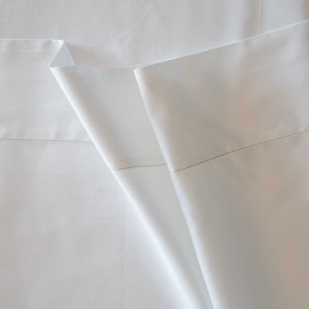 Completo Letto in Rasatello con Frase Ricamata